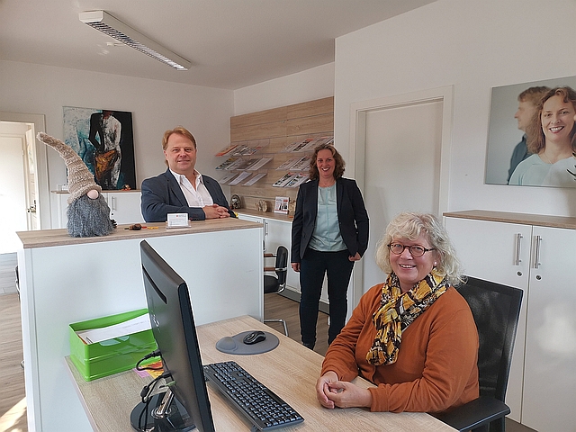 Hartmut Hohnholt, Alexandra Wyen-Hohnholt und Gabriela Giretova - Team Immobilien Büro Hatten | www.wyen-hohnholt-immobilien.de