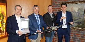Mir Glasfaserkabel und 1000 Megabit in die Zukunft 106- Gigabit
