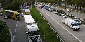 So sieht keine Rettungsgasse aus 190-Rettungsgasse bilden