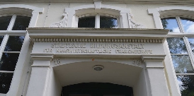 Altes Stadtmädchen Front