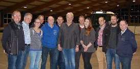 Hallenbesichtigung durch das WM-Team: Günter Hasselhorn, Jörg Zernitz, Bianca Köster, Holger Kreye (Fa. Urban), Horst Köster, Fabian Oltmanns, Helmut Urban (Fa. Urban), Marco Grauer, Insa Diekmann, Björn Tangemann, Moritz Tschörtner und Arnold Schultz (v.l.); es fehlen Frank Oltmann und Marcel Viand. (Foto: Köster) 0212-jakkolo1